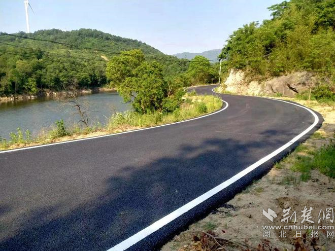 彭店農村公路.jpg