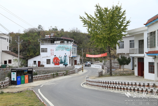 8、中國(guó)傳統(tǒng)村落大堝村_副本.jpg